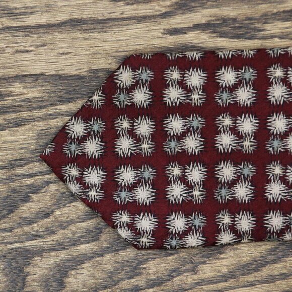 Artisphere Charles Vinson Mens 100% Silk 3 1/2" USA Made Necktie Maroon Red - Picture 2 of 6